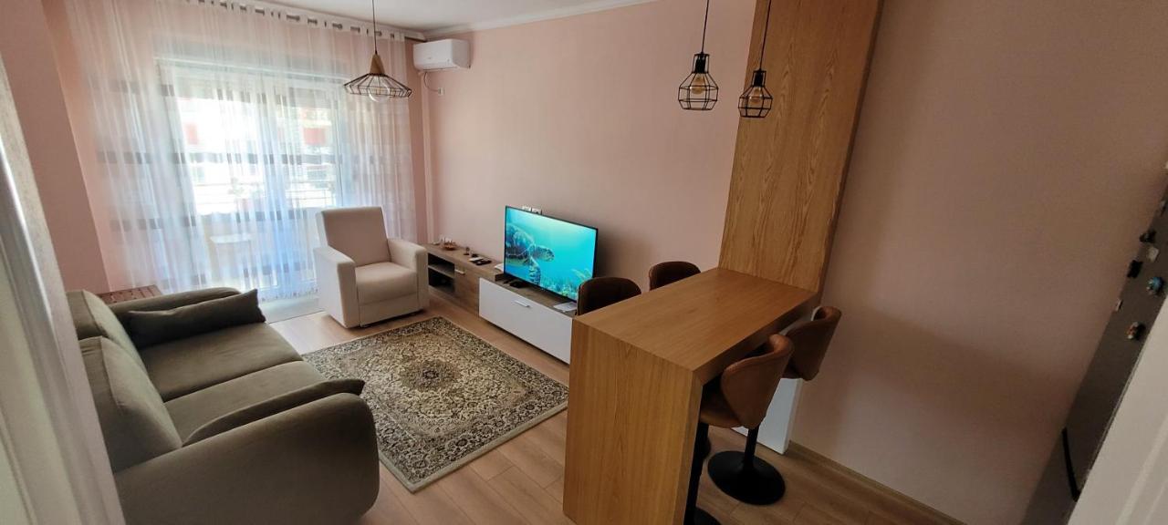 View Apartment, Golem Lägenhet